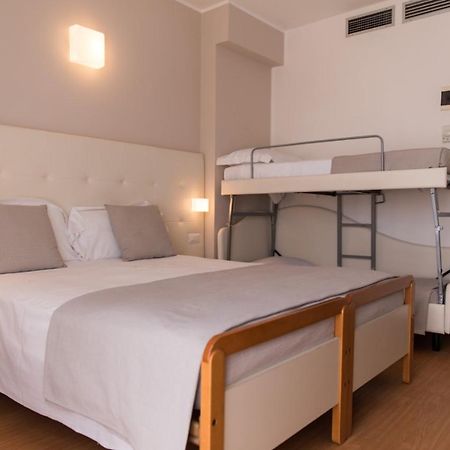 Hotel Ardea Riccione Eksteriør billede