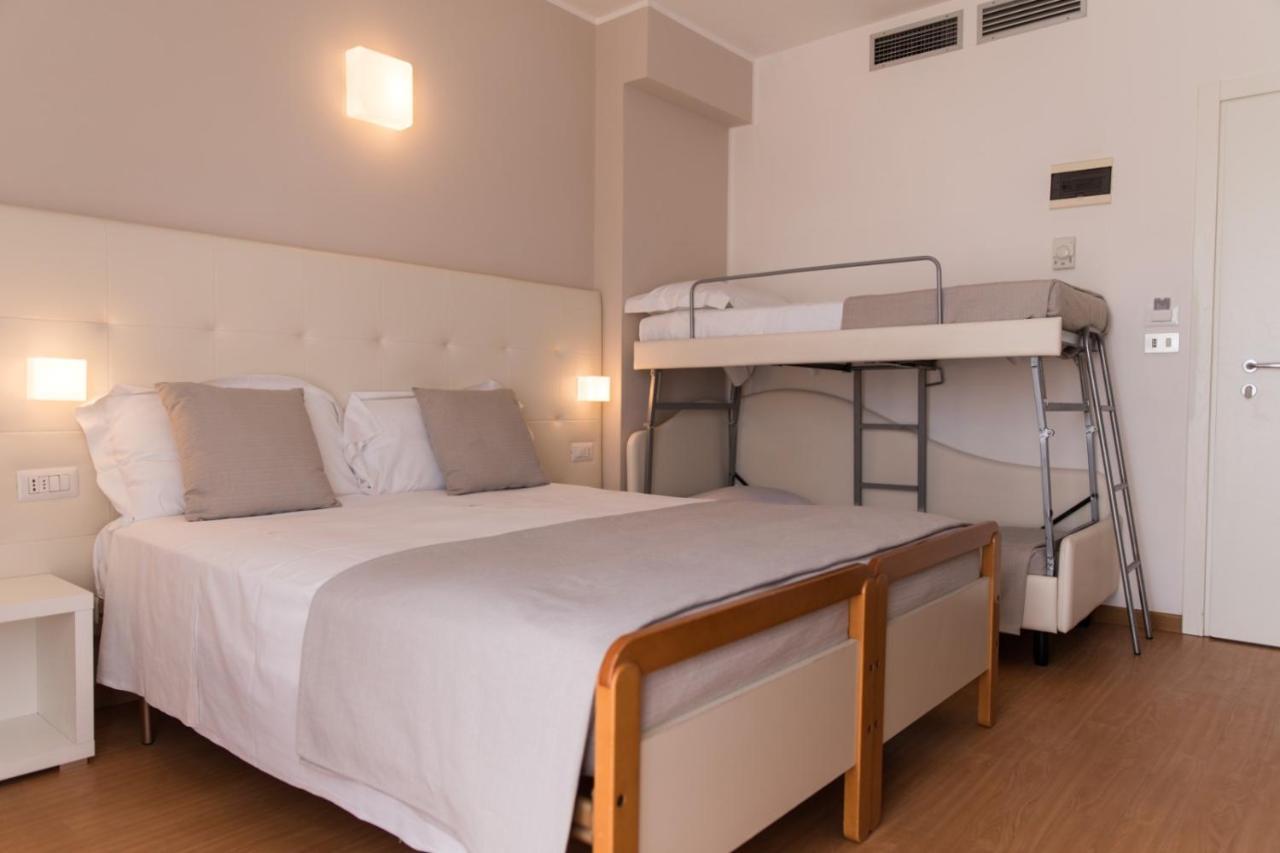 Hotel Ardea Riccione Eksteriør billede