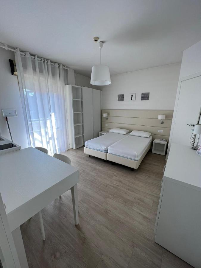 Hotel Ardea Riccione Eksteriør billede
