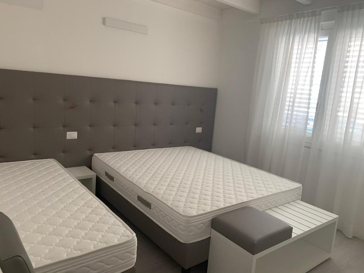 Hotel Ardea Riccione Eksteriør billede