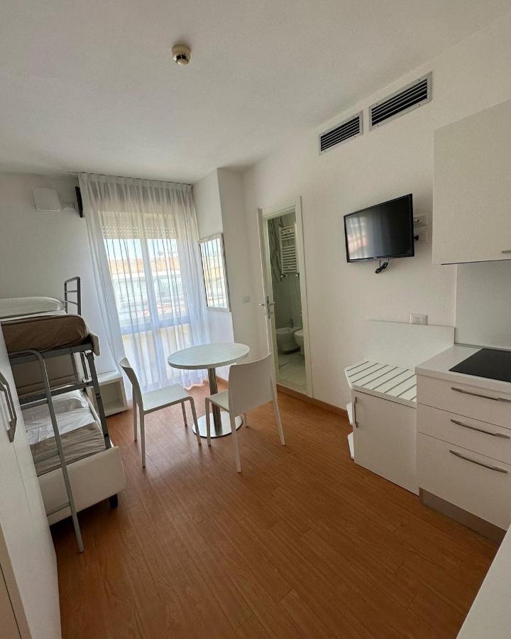 Hotel Ardea Riccione Eksteriør billede